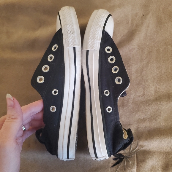 Converse - Picture 6 of 7